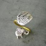 Silver elephant ring with a leaf